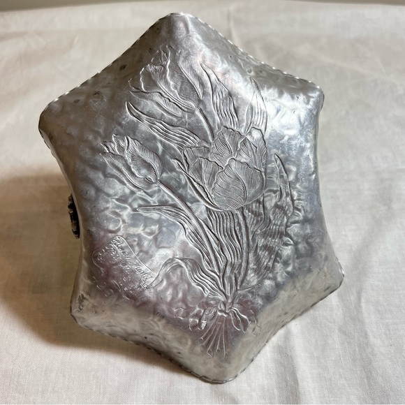 Vintage Hand Wrought Creations tray & basket w/ flower etching Rodney Kent 50’s - Picture 12 of 17